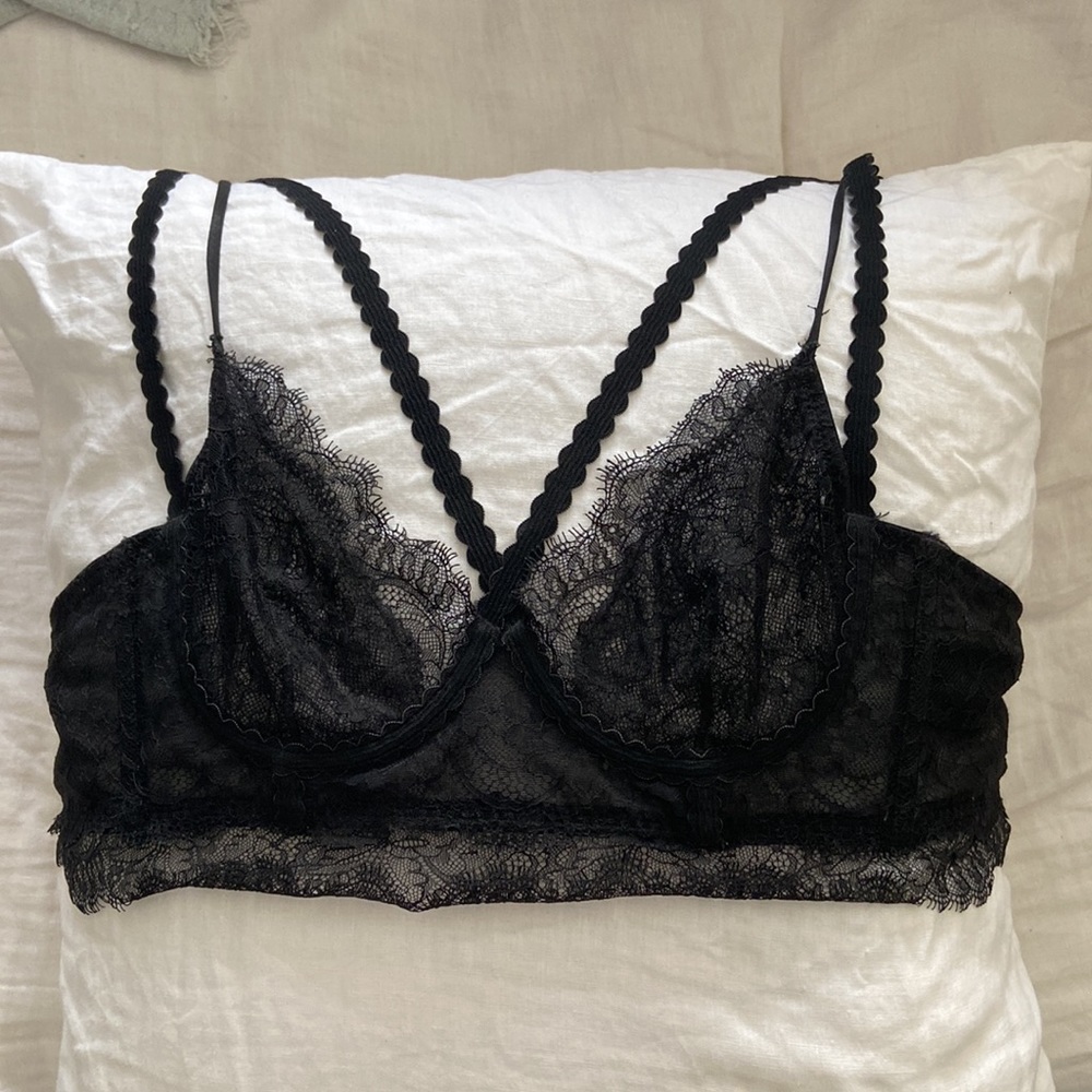 Lacy Bralette in 34B